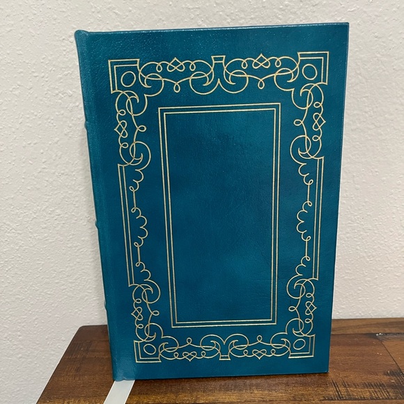 Vintage Treasure Island by Robert Lewis Stevenson 1977 - Picture 1 of 10